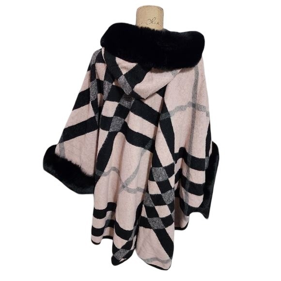 Sioni Plaid Faux Fur Hooded Cape Poncho L XL Pink Black Cozy Warm Outerwear - Picture 2 of 8